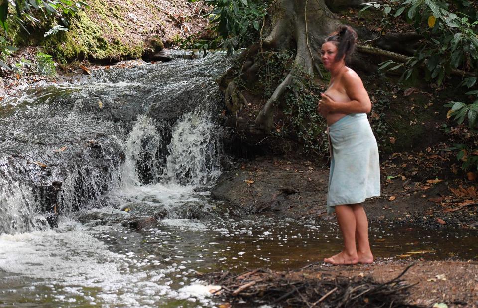  Lisa picked a secluded spot to bathe