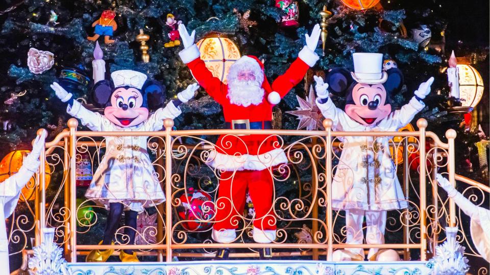  Wowcher has deals on Christmas breaks to Disneyland Paris