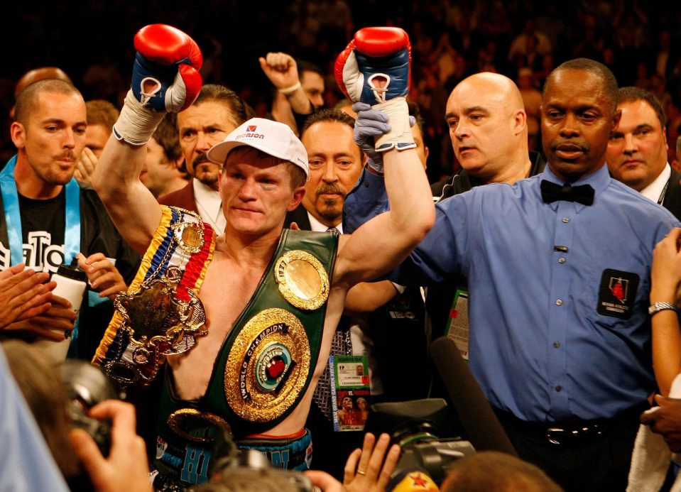  Hatton after beating Paulie Malignaggi in Las Vegas in 2008