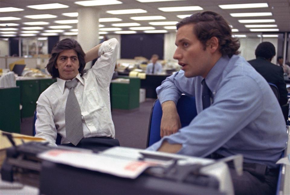  Washington Post investigative reporters Bob Woodward, right, and Carl Bernstein jumped on the Watergate scandal