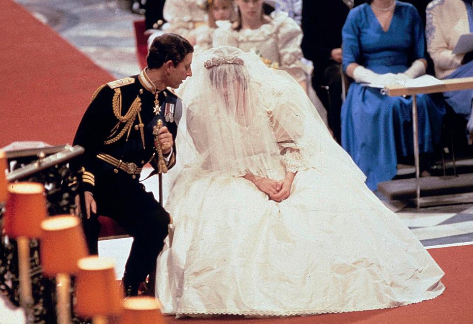  Princess Diana married Prince Charles in 1981 and they divorced in 1996