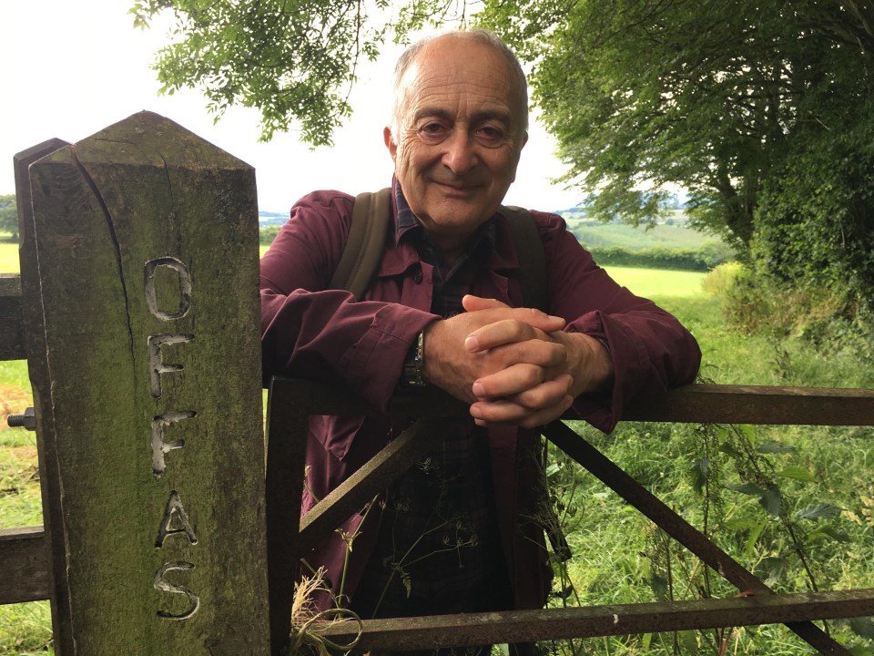 Time Team presenter Tony Robinson wants to get ‘the old team back together’