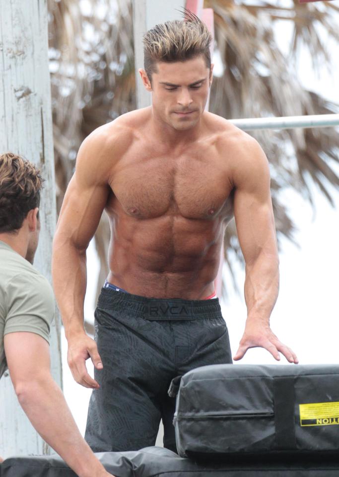  Zac Efron showed off a very buff body on the movie set of Baywatch