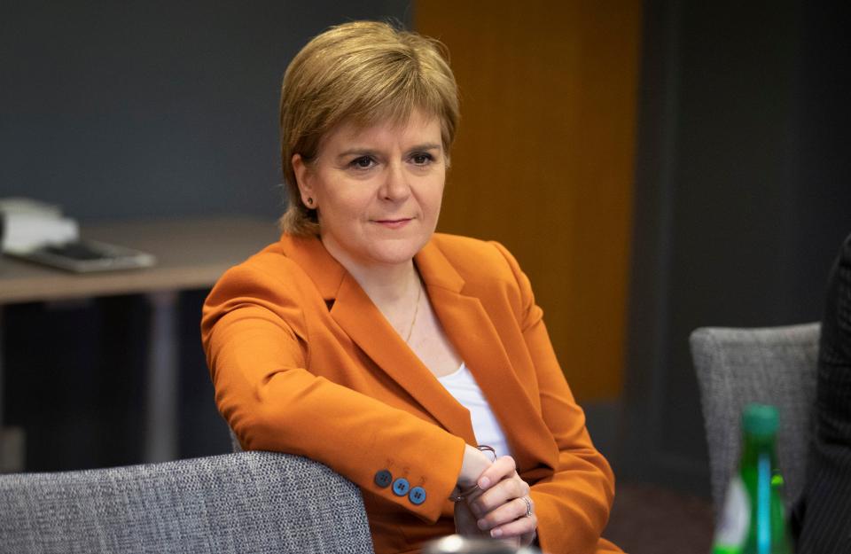  Nicola Sturgeon has offered her support to Labour to try and boot out the PM