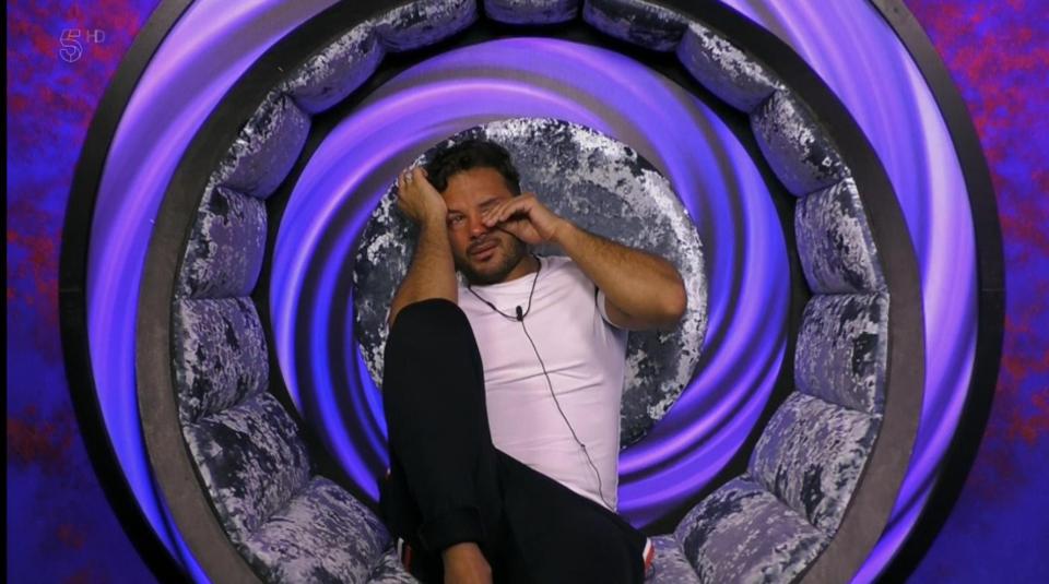  Ryan Thomas burst into tears while talking about Roxanne Pallett's shocking claims against him