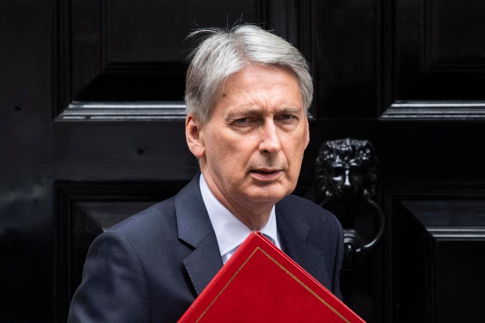  Philip Hammond has extended the bank chief's term