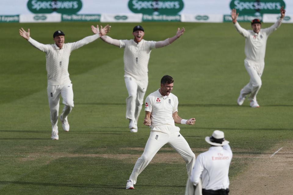  James Anderson led the attack by example as he helped reduce India to 2-3 off just 3.2 overs