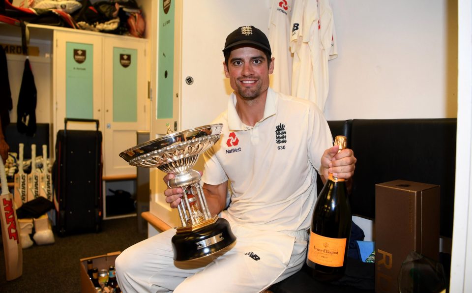  Alastair Cook bowed out with a century in his final Test match