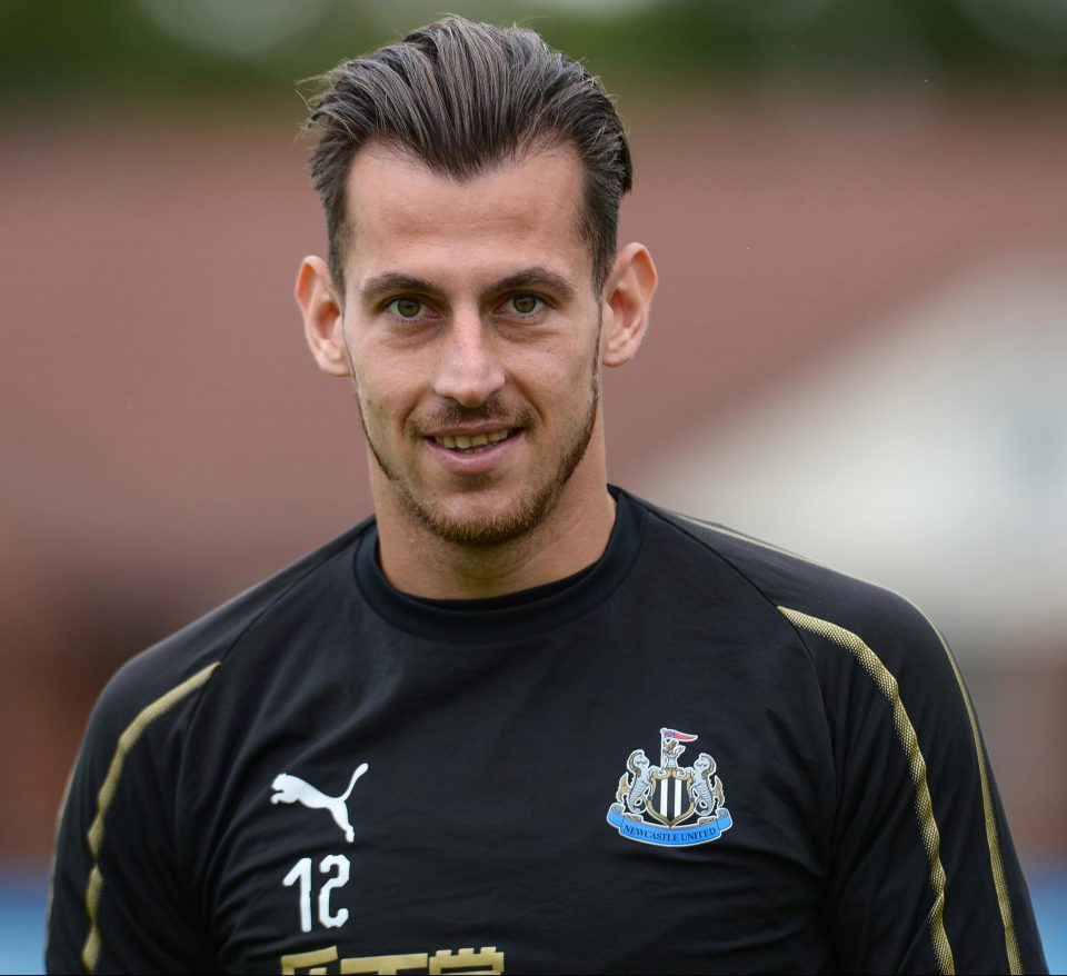  Former Sparta Prague No1 Martin Dubravka says boss Rafa Benitez knows he likes to use his feet