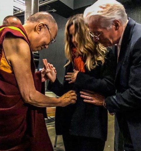  The Dalai Lama blessed Alejandra's baby bump before their first child was born