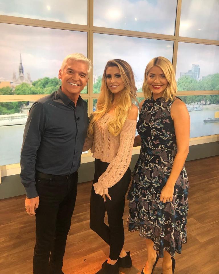  Mrs Hinch joined Phillip Schofield and Holly Willoughby on today's This Morning