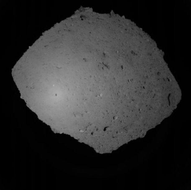  The asteroid only has a diameter of 400 metres