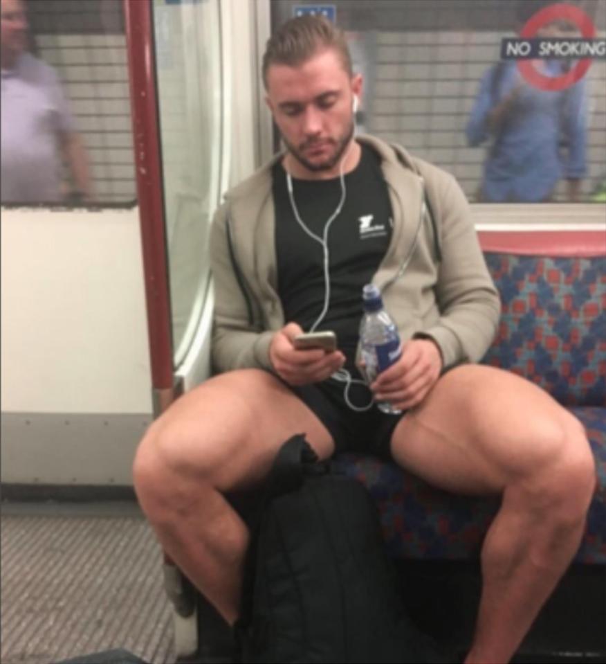  Never skipping legs day means this guy now needs an extra seat just for his quads