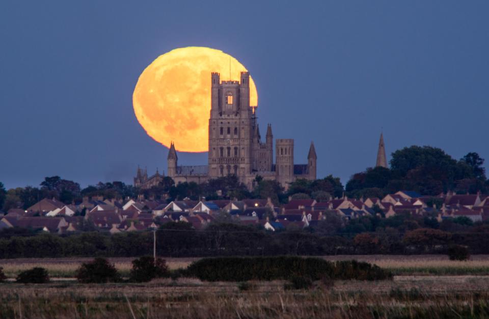  The awe-inspiring Harvest Moon was also pictured above Ely Cathedral in Cambridgeshire