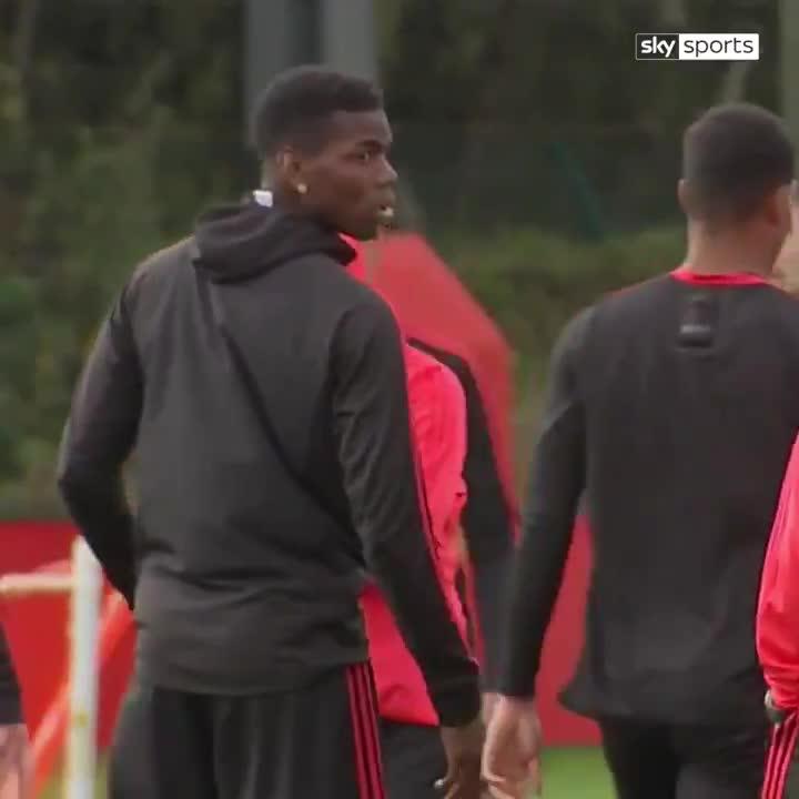  Marcus Rashford was forced to try and calm his team-mate down