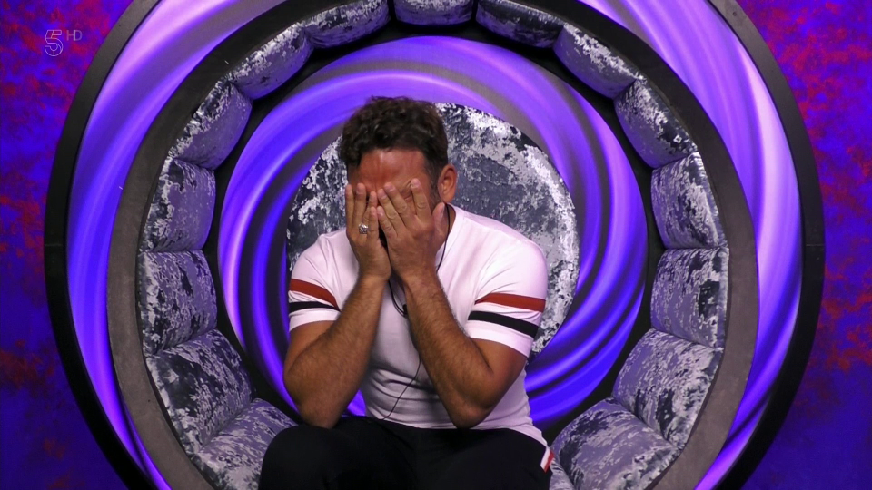  Ryan Thomas burst into tears after having to talk about Roxanne Pallett's shocking claims against him