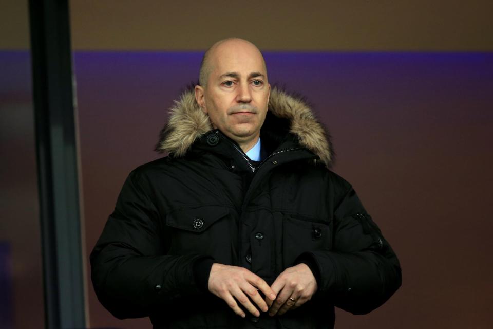  Ivan Gazidis has left Arsenal to join AC Milan