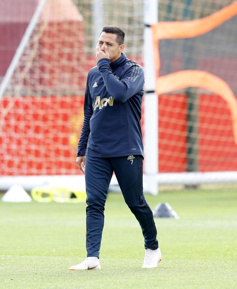  Jose Mourinho has warned Alexis Sanchez he will not play again until he improves