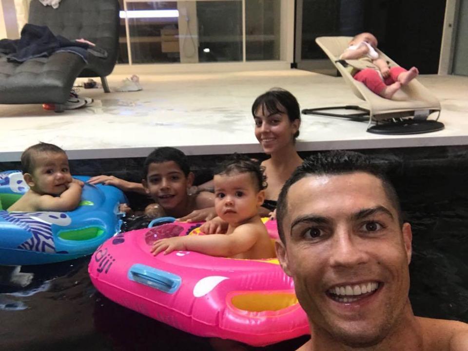  Ronaldo used to post frequent Instagram pictures of his old house, but now nobody knows for sure where he's living