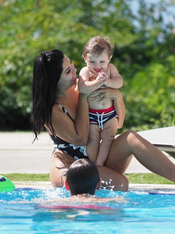  They showed Freddie a fun time in the pool