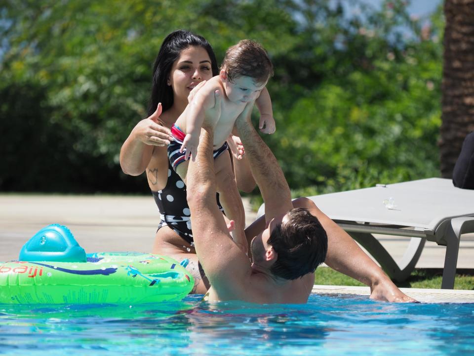  Freddie loved splashing about with his dad