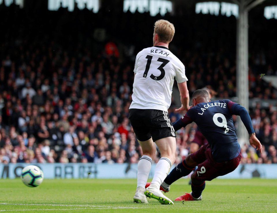  Alexandre Lacazette controlled, turned and fired in well to opening the scoring