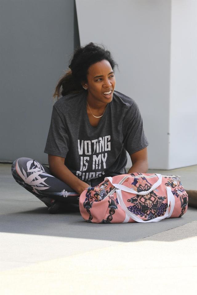  Kelly Rowland looked exhausted after a spin class