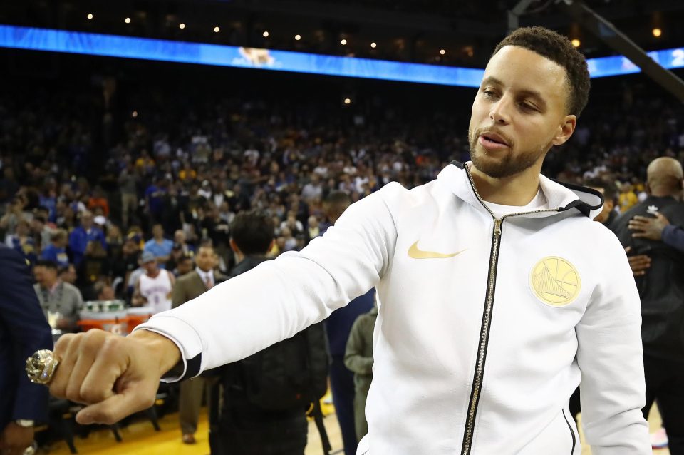 Stephen Curry showed off his reversible ring at the ceremony last night