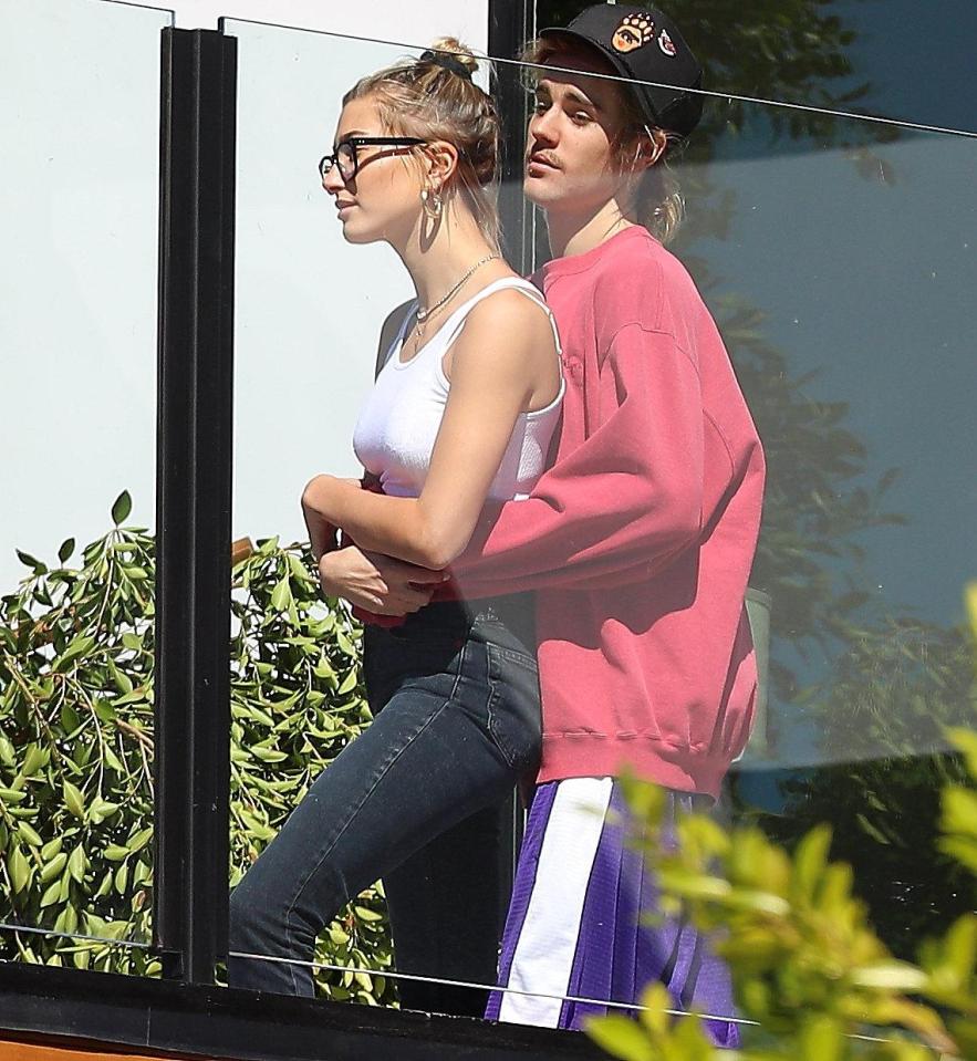  Justin Bieber confirmed he married Hailey Baldwin to a fan