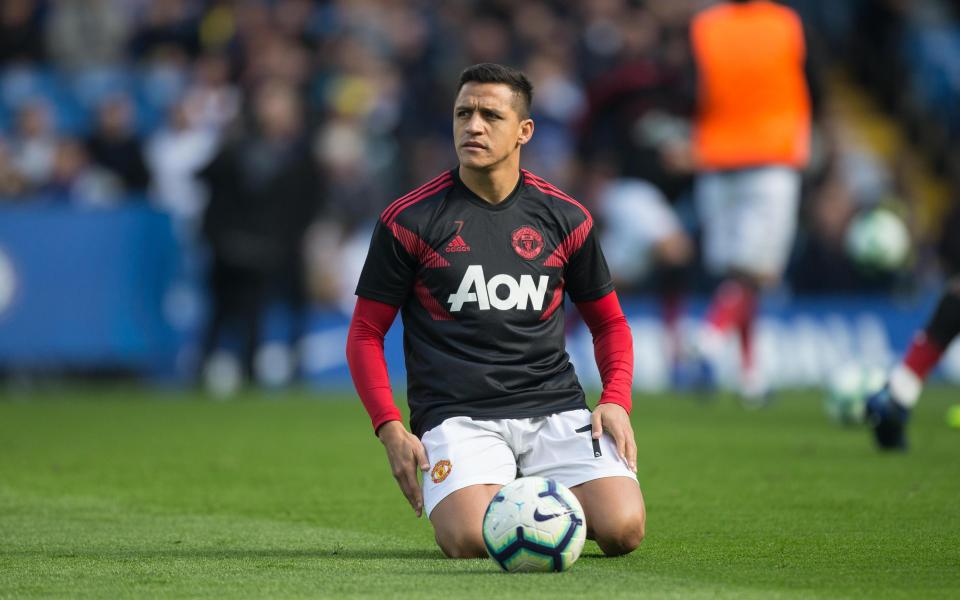  Alexis Sanchez has still not recovered from his frustrating groin injury