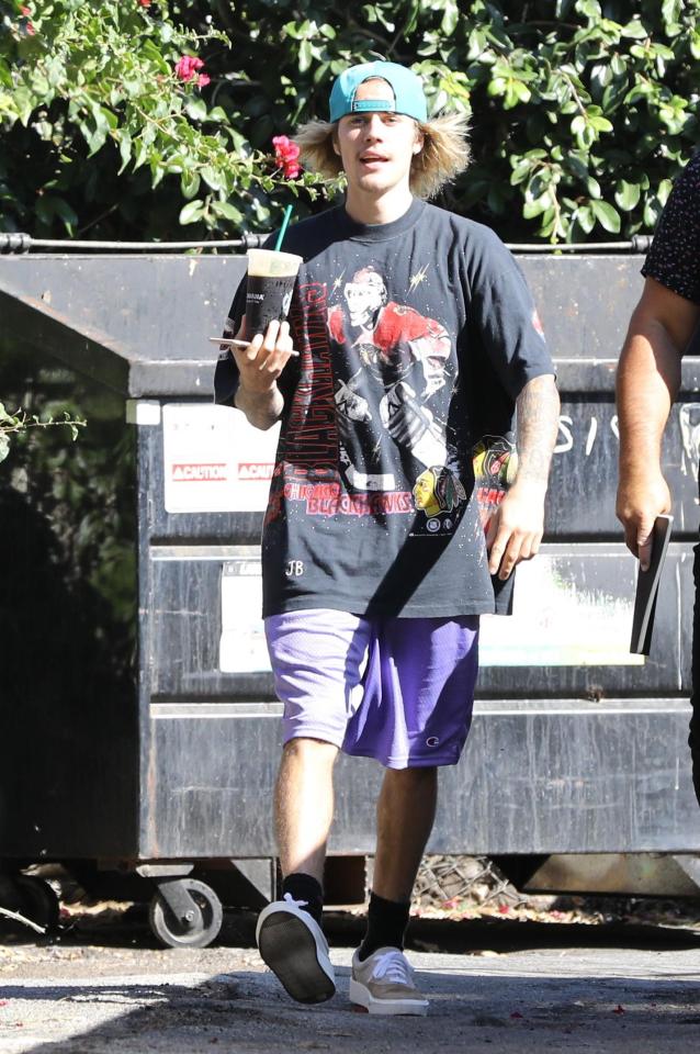  Justin Bieber looks downcast in LA without his new wife