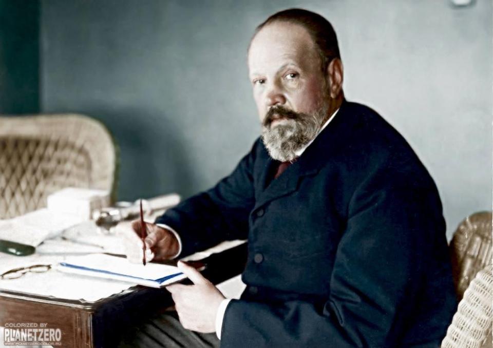  Sergei Vitte, Prime Minister of Imperial Russia, pictured in 1905