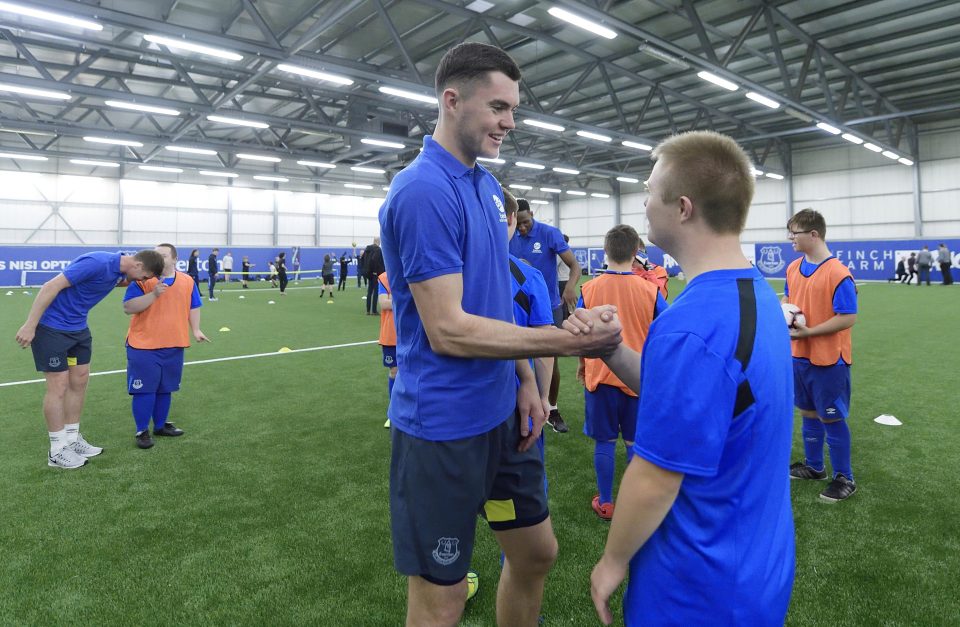  Keane helping out Everton’s Down’s Syndrome team last week