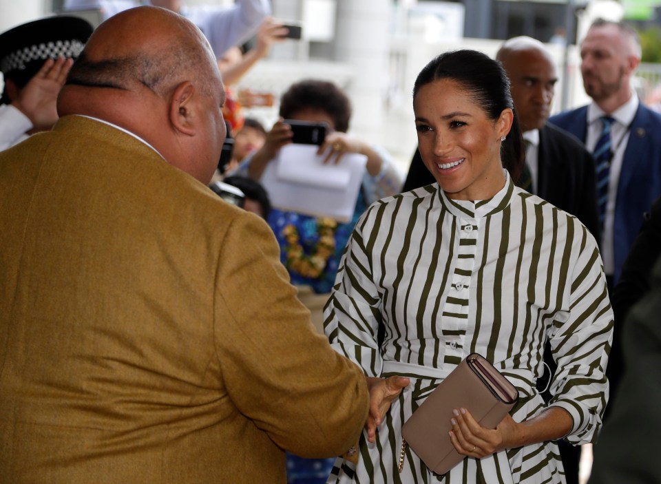 Meghan is welcomed to the St George Government Building in Nuku’alofa,Tonga