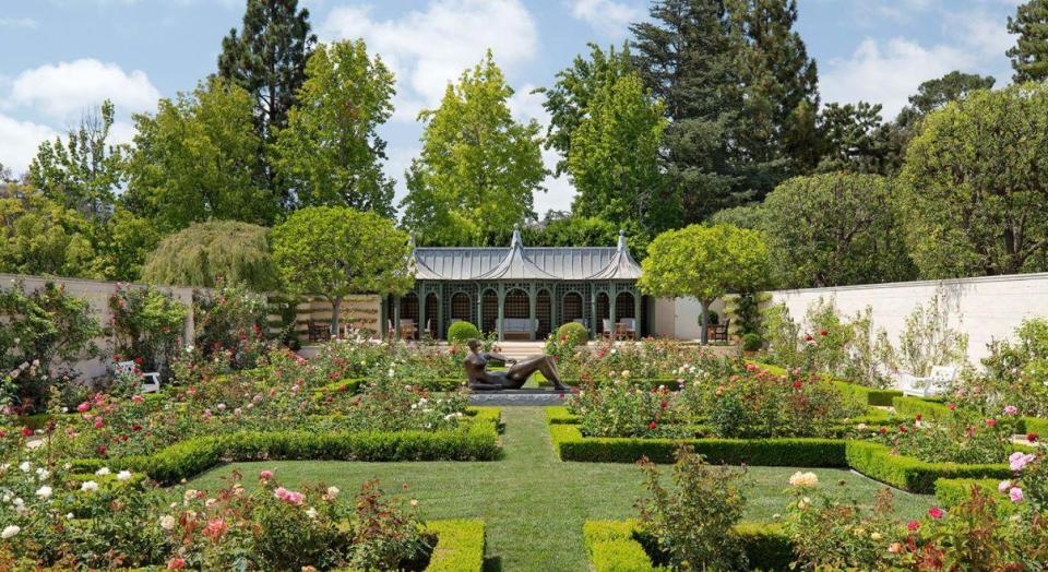  It also has acres of opulent gardens and featured on the Beverly Hills Hillbillies