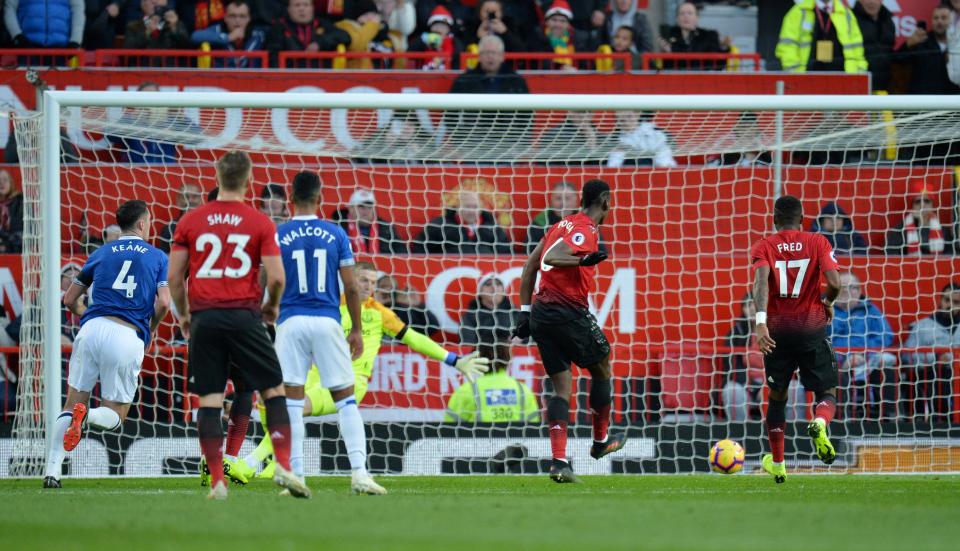  Paul Pogba knocked in the rebound from his missed penalty in the first-half