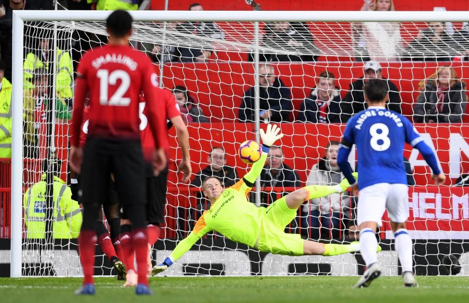  Jordan Pickford saves Pogba's penalty