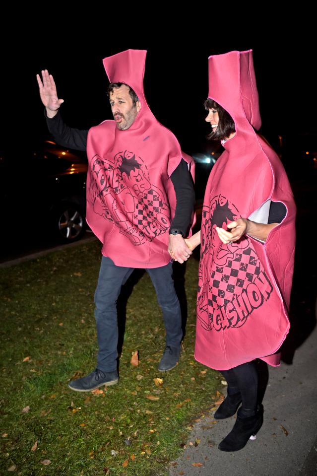  Chris O'Dowd and Dawn O'Porter dressed as whooppee cushions