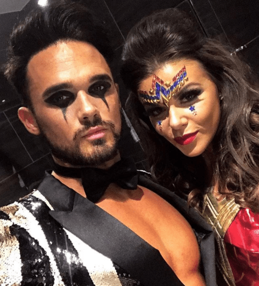  Gareth Gates' fans thought he'd rekindled his relationship with Faye Brookes tonight after he shared a cosy Halloween selfie