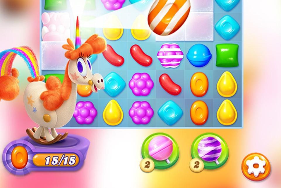  Different characters offer different bonuses for matching different colours of candy