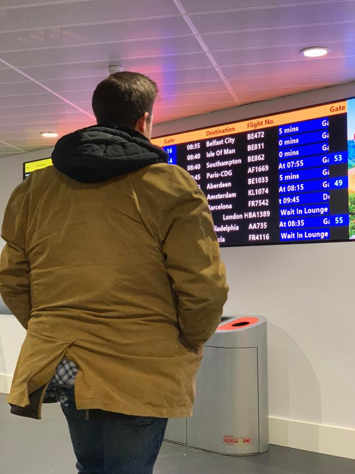  Lee said no one batted an eyelid as he made his way through the airport with the full coat