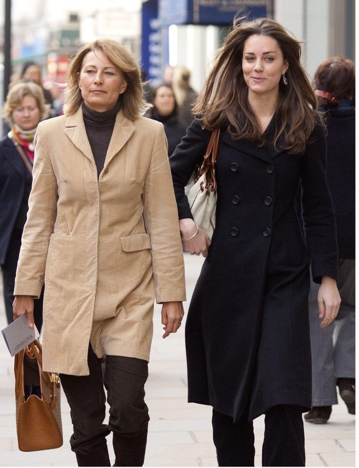  Kate is extemely close to her mum Carole Middleton