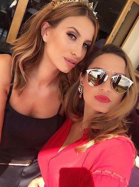  Sam Faiers and Ferne McCann have ended their year-long feud