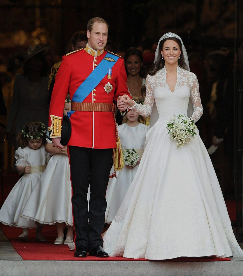  Kate and William had a traditional fairy tale wedding