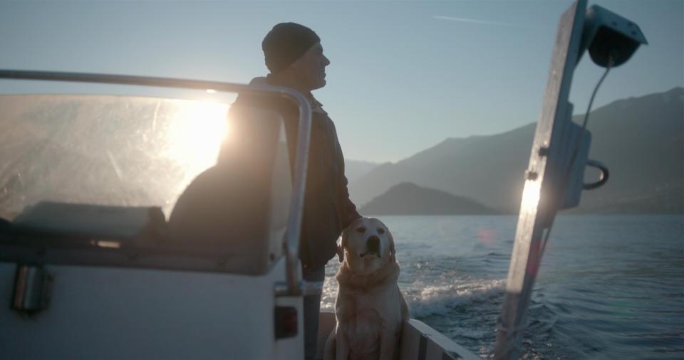  Alessandro relies on his adorable Labrador to keep guard whilst out finishing