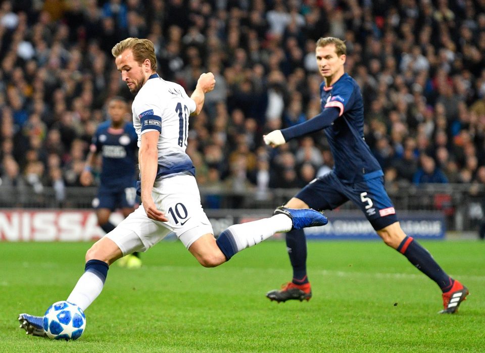  Harry Kane turned things round for Spurs with a matchwinning double late on