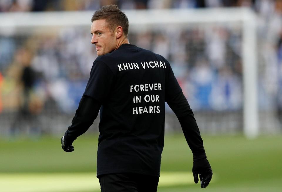 Jamie Vardy wore a commemorative T-shirt before the game