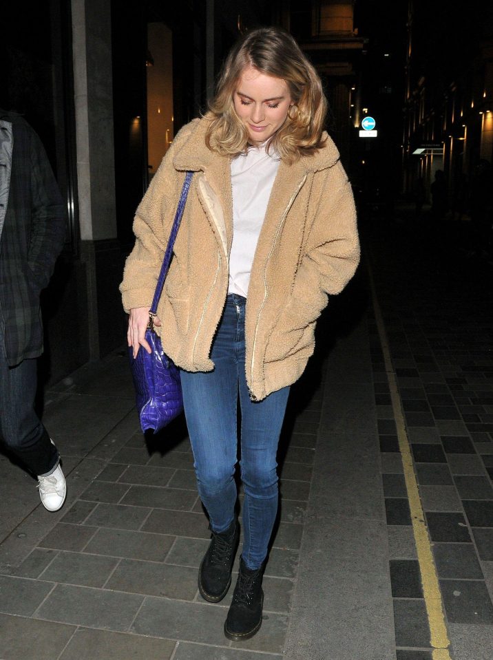  Cressida wore a gorgeous camel-coloured style