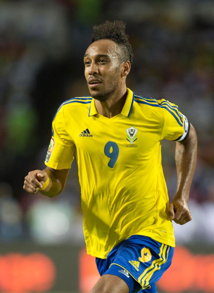  Pierre-Emerick Aubameyang has been accused of crying off international duty by the Gabon FA