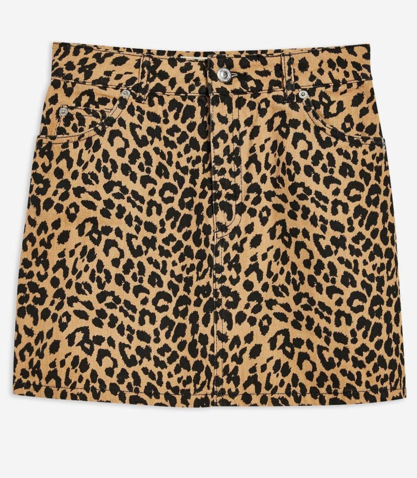  This £32 leopard mini skirt from Topshop has